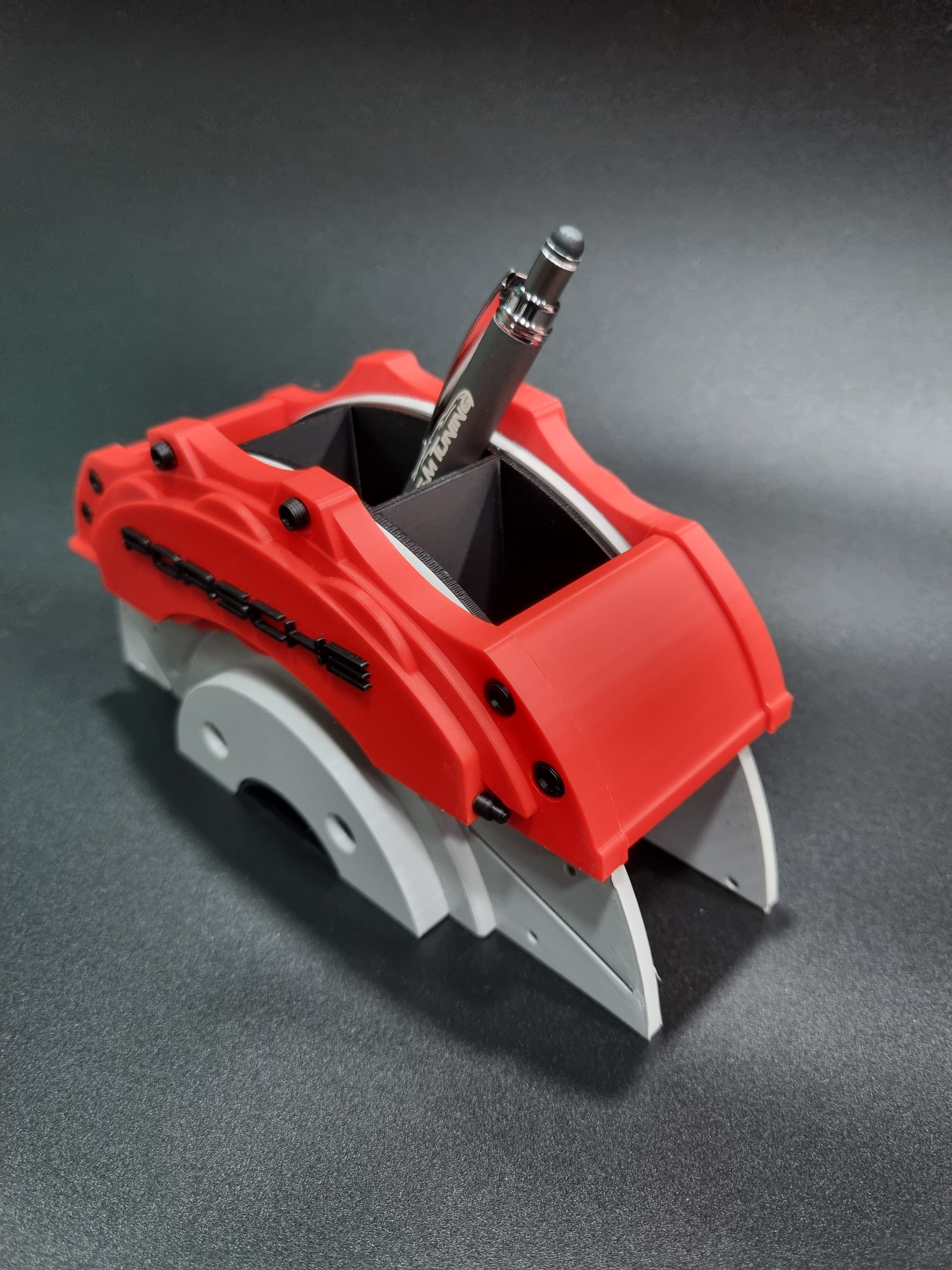 Portapenne pinzafreno in 3D con logo Personalizzato - Porsche