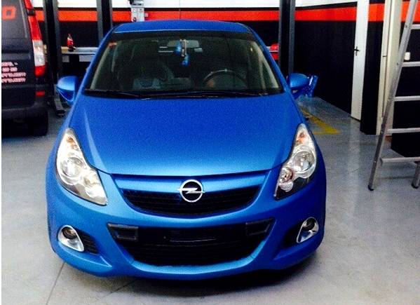 Azzurro metallizzato