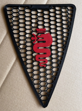 Griglia A Nido D'Ape Alfa Romeo GT Con Biscione Rosso