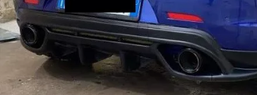 Diffusore Alfa Romeo Giulietta nero lucido