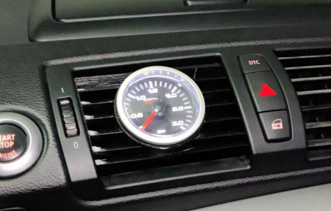 Bmw serie 1 E87 centrale