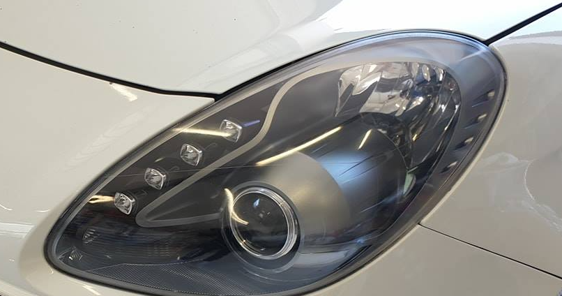 Coppia Fari Proiettori Alfa Romeo Giulietta (Parabola Nera)