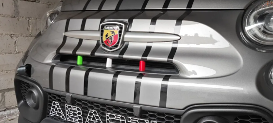 Clip per Griglia Abarth 595