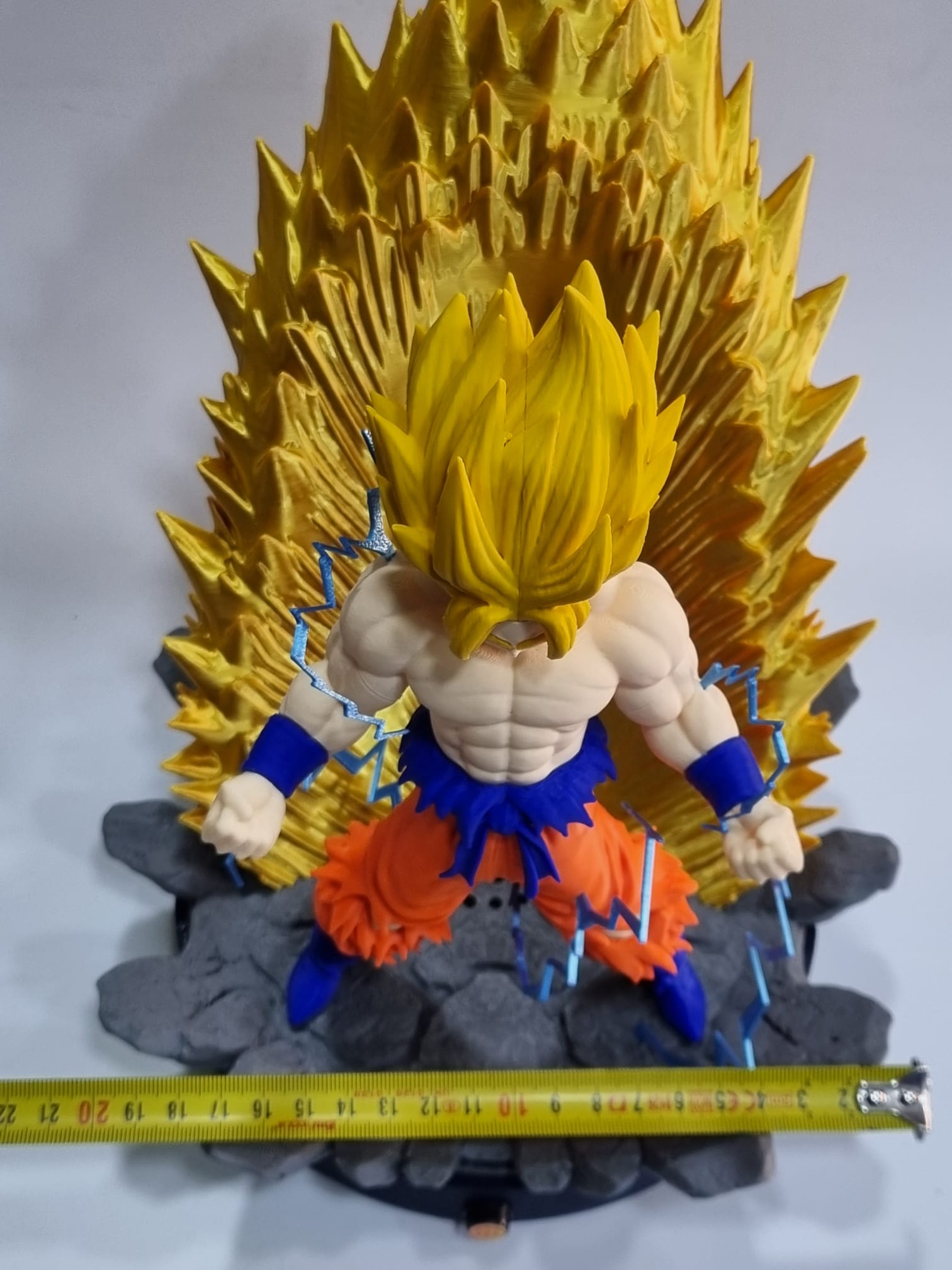 Action Figure Super  Saiyan  con audio e voci