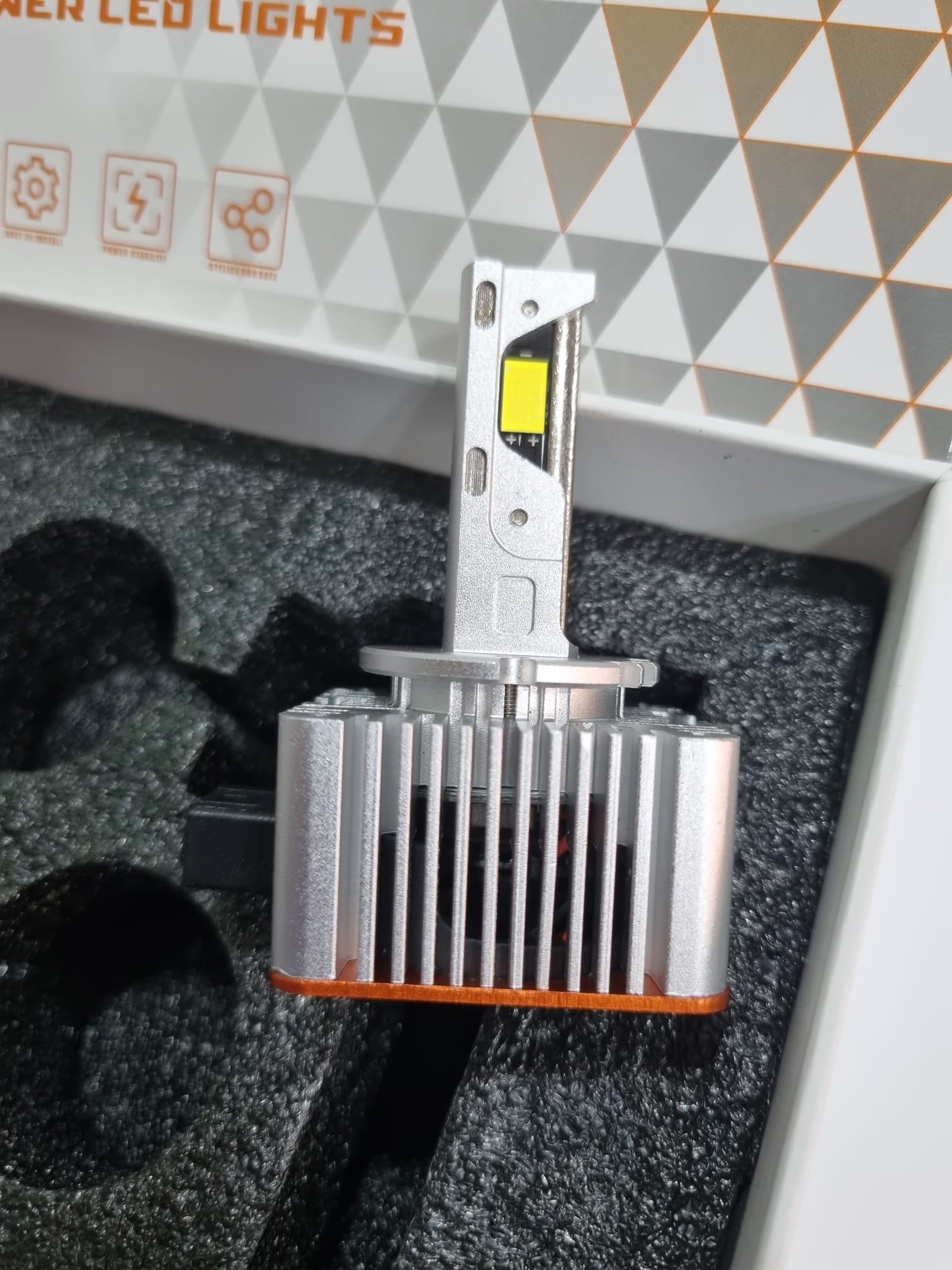 Lampade conversione xenon/led D1S-D3S-D1R-D3R 30000Lm canbus