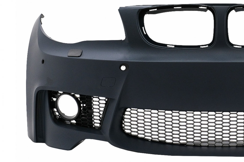 Paraurti anteriore adatto per BMW Serie 1 E81 E82 E87 E88 (2004-2011) Design 1M con SRA PDC
